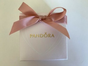 pandora boxes and bolsas
