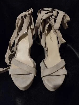 Zapatos para mujer beige plataforma 9,5 Foto 1 de 4