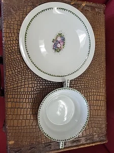 Haviland Limoges Nicole Lalique Boullion Soup Lunch Plate Green Flower France - Picture 1 of 5