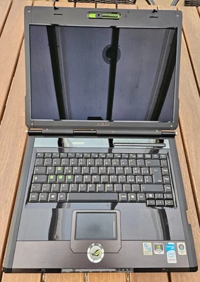 Portatile Asus ROG G1S Intel T7300 / 2GB DDR2 / Nvidia 8600GT / 160GB HDD - Immagine 1 di 4