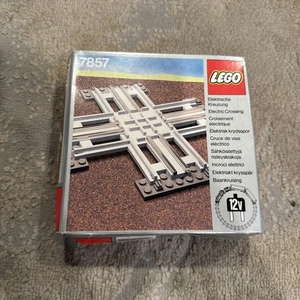 Lego 7857 Railroad Train Crossing for 4.5V - New in Sealed Box Box Has Damage - Picture 1 of 8