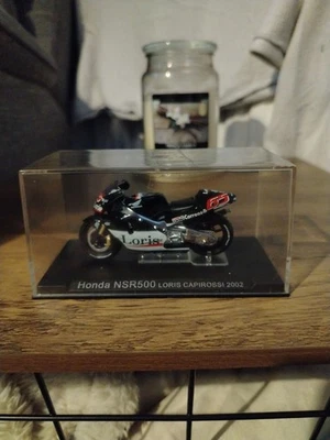 Vintage Rare Honda NSR500 2002 Racing Motorcycle Loris Capirossi 1:24 Scale - Image 1 of 4
