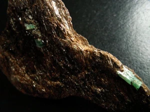 Smaragd Kristall Stufe 87 mm - Habachtal, Österreich (3071t) - Bild 1 von 1