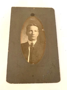 Antique Photo Cabinet Card 1904 Gentleman Black & White Portrait - Picture 1 of 5