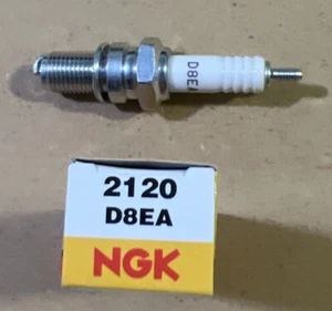 NGK Spark Plug HONDA CB100 CL100 SL100 XL100 SL125 TL125 CB125S CL125S D8EA - Picture 1 of 2