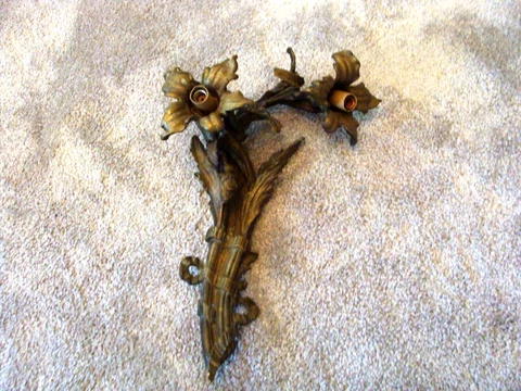 Antique French Cast Ormolu Gilt Brass 2-Light Flower Wall Sconce 16"H Beautiful! Cover