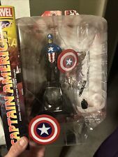 Marvel DIAMOND SELECT Legends 7" Captain America Bucky Barnes Avengers