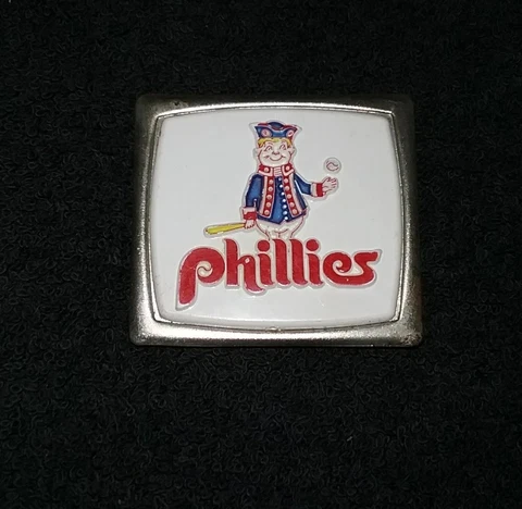 VINTAGE Phillies Baseball Team MLB  Belt Buckle Cover
