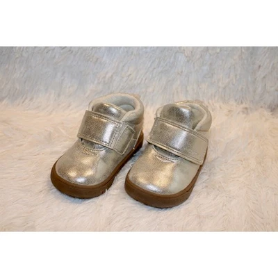 Botas Carter’s Bebé Niña Dorado Brillo Talla 4 Cierre de Gancho y Lazo Foto 1 de 4