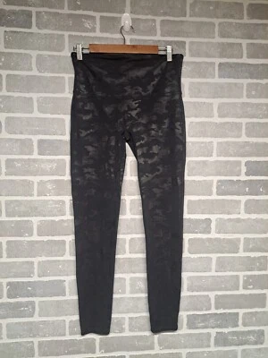 Pantalones de entrenamiento Spanx para mujer camuflados con estampado de satén para yoga gimnasio talla XL Foto 1 de 4