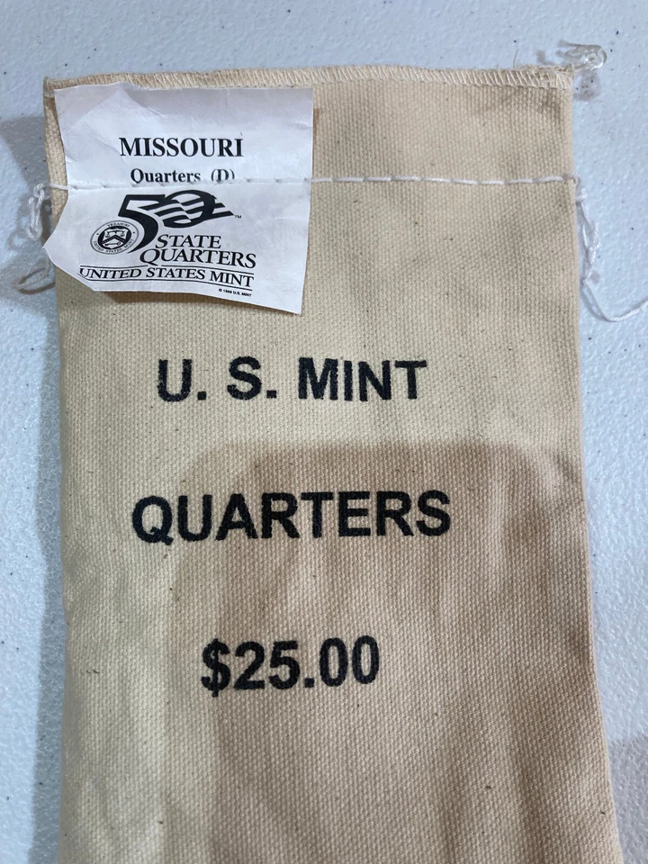 2003-D  Missouri State Quarter Original Mint Sewn Bag 100 coins - Image 1 of 1