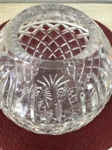 Beautiful Lead Crystal Rose Bowl Flower Vase-Diamond Cut Design (heavy)-6 Inch - Picture 1 of 3