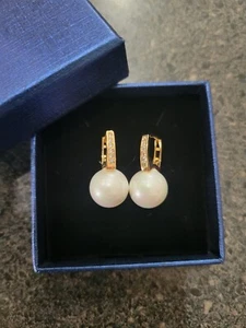 Simulated Pearl Rhinestone Drop Earring Gold - Picture 1 of 4