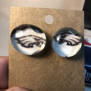 philadelphia eagles earrings, glass cabochon, men Or women, studs - Picture 1 of 4