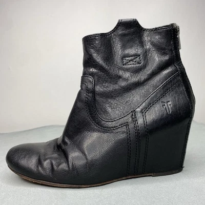 Frye Carson Wedge Booties Women's 8 M Black Leather Ankle Zip Boho Western - Image 1 of 4