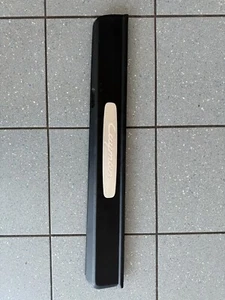 Porsche 718 Cayman 982 rivestimento soglia anteriore destro 981504468071E0 - Foto 1 di 4