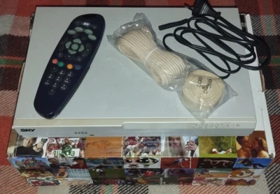 Sky THOMSON DSI4206 Sat Decoder KOMPLETT, MIT OVP SIMPSON - Bild 1 von 4