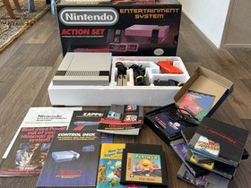 Vintage 1985 Nintendo NES Action Set Bundle+Retro Scaler2x+7 Games+Poster