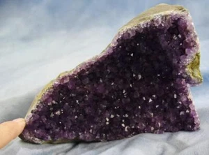 Super Viola Ametista Geode Cattedrale URUGUAY Flat Free Standing 174mm 6,8" 216d - Foto 1 di 12