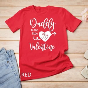 Baby Reveal San Valentín Anuncio de Embarazo Papá Camisa Unisex - Imagen 1 de 15
