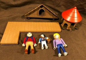 Lot of Vintage Geobra Playmobile Playset House Parts and People - Picture 1 of 8