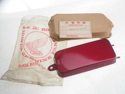 Honda S90 S110 S90Z CS90 CL90 CL90Z Cover Battery Honda 83600-028-020AA NEW - Изображение 1 из 4