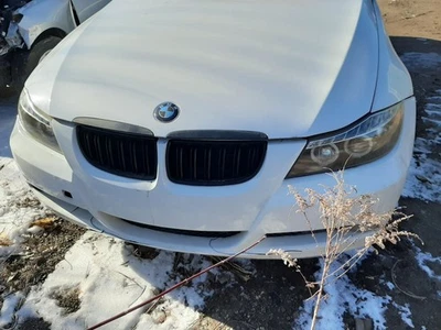 Pinza de pasajero delantera sedán mercado de Canadá para BMW 323i 908208 06-07 Foto 1 de 4