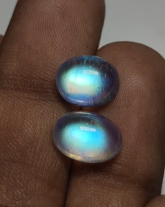 Toller natürlicher Regenbogen Mondstein Cabochon ovale Form Edelstein 8A++ Qualität - Bild 1 von 11