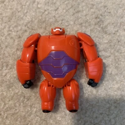 Игрушечная экшн-фигурка Disney Big Hero 6 Red Baymax Hatch N Heroes Egg Transform - Изображение 1 из 4