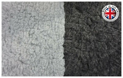 Traditional green-backed veterinary bed.Quality fleece vet bedding.2-5m rolls💕 - Image 1 of 4