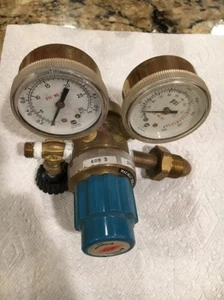 Liquid Carbonic Corp. Gas regulator p/n 60B3 - Picture 1 of 6