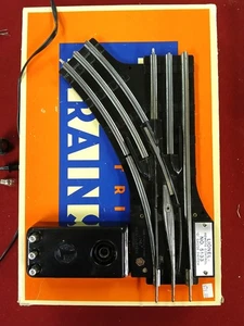Lionel 5133 (022 type)  Remote Controlled Left Hand Switch - Picture 1 of 7