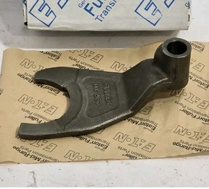 Eaton Fuller NOS Transmission Shift Yoke Part# 4300536 Made In Korea - Picture 1 of 4