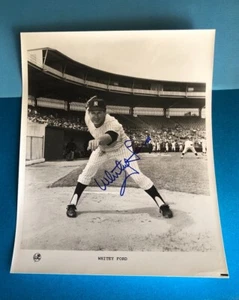 NEW YORK YANKEES WHITEY FORD SIGNED 1960’s 8x10 Team Issued PHOTO - Picture 1 of 6