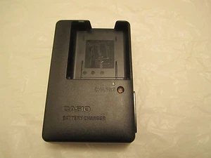 Casio BC-110L Charger for NP-110 CASIOExilim EX-FC200S EX-ZR10 EX-Z3000 EX-ZR15 - Picture 1 of 9