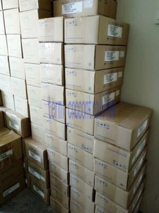 1PC Yaskawa Servo motor SGMAS-01ACA61 NEW - Picture 1 of 1