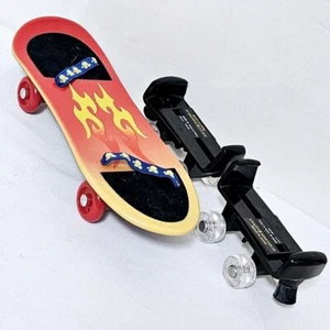 BUILD A BEAR BAB Flames Dragon Skateboard and Black Rolling Skates - Picture 1 of 4