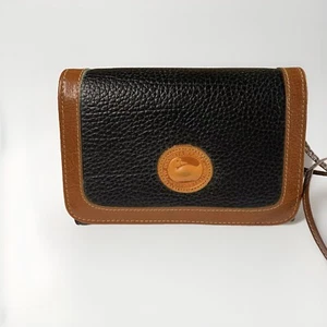 Dooney & Bourke All Weather Leather AWL Black Bag Crossbody Vintage Multi pocket - Picture 1 of 13