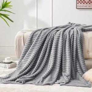 Twin Size Grey Fleece Blanket 60x80 - Soft 3D Ribbed Jacquard Sofa Bed Throw - Picture 1 of 9