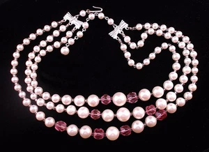 Vintage Graduated White and Faceted Pink Bead 16" Three Strand Necklace B81 - Picture 1 of 3