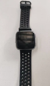 1x FITBIT VERSA SPECIAL EDITION SMARTWATCH - Faulty - Picture 1 of 3