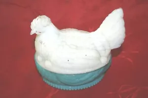 N°2 PORTIEUX-DEUX PARTIES EN OPALINE- DESSUS DE POULE ET PANIER DE POULE 13,5 CM - Foto 1 di 9