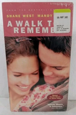 A Walk to Remember VHS 2002 Mandy Moore Shane West Chick Flick Love Story - Image 1 of 3