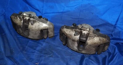 Juego de pares de pinzas de freno delanteras BMW F10 F07 550I GT 750I 2009-2015 OEM buen estado Foto 1 de 4