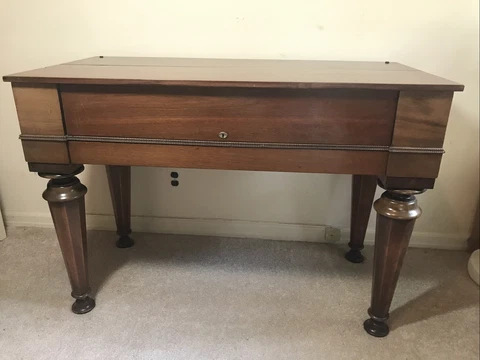1920S Beautiful Mahogany Spinet Desk Cover