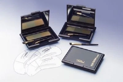 Polvo compacto impermeable rubio para cejas + 6 plantillas Foto 1 de 2