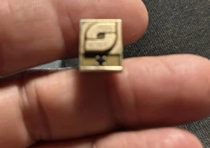 Vintage 1/10 10K Gold Emblem Service Pin mit Edelstein - Bild 1 von 3