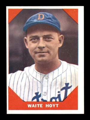 1960 Fleer #69 Waite Hoyt   NM/NM+ X3184692 - Image 1 of 2