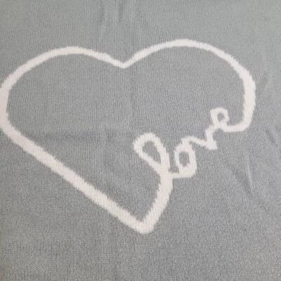 Manta de bebé Pottery Barn Kids Heart Love tejida gris blanco talla 30x40  Foto 1 de 4