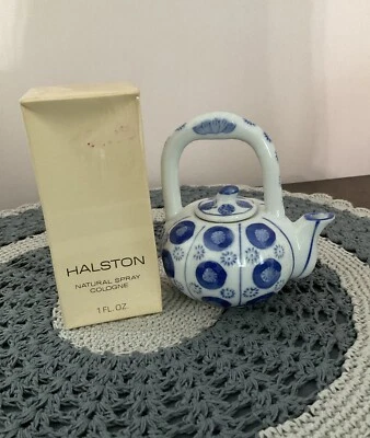 Halston 自然喷雾香水 1 液盎司全新未拆封 — 第 1/3 张图片